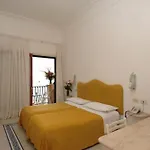 ホテル プペット 3*
